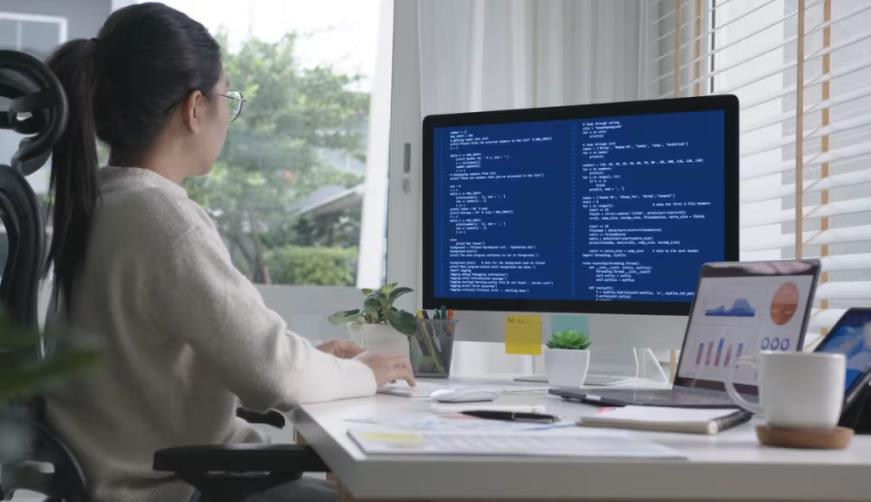 玉树市企业数字化解决方案:机器学习赋能商业模式升级的核心路径